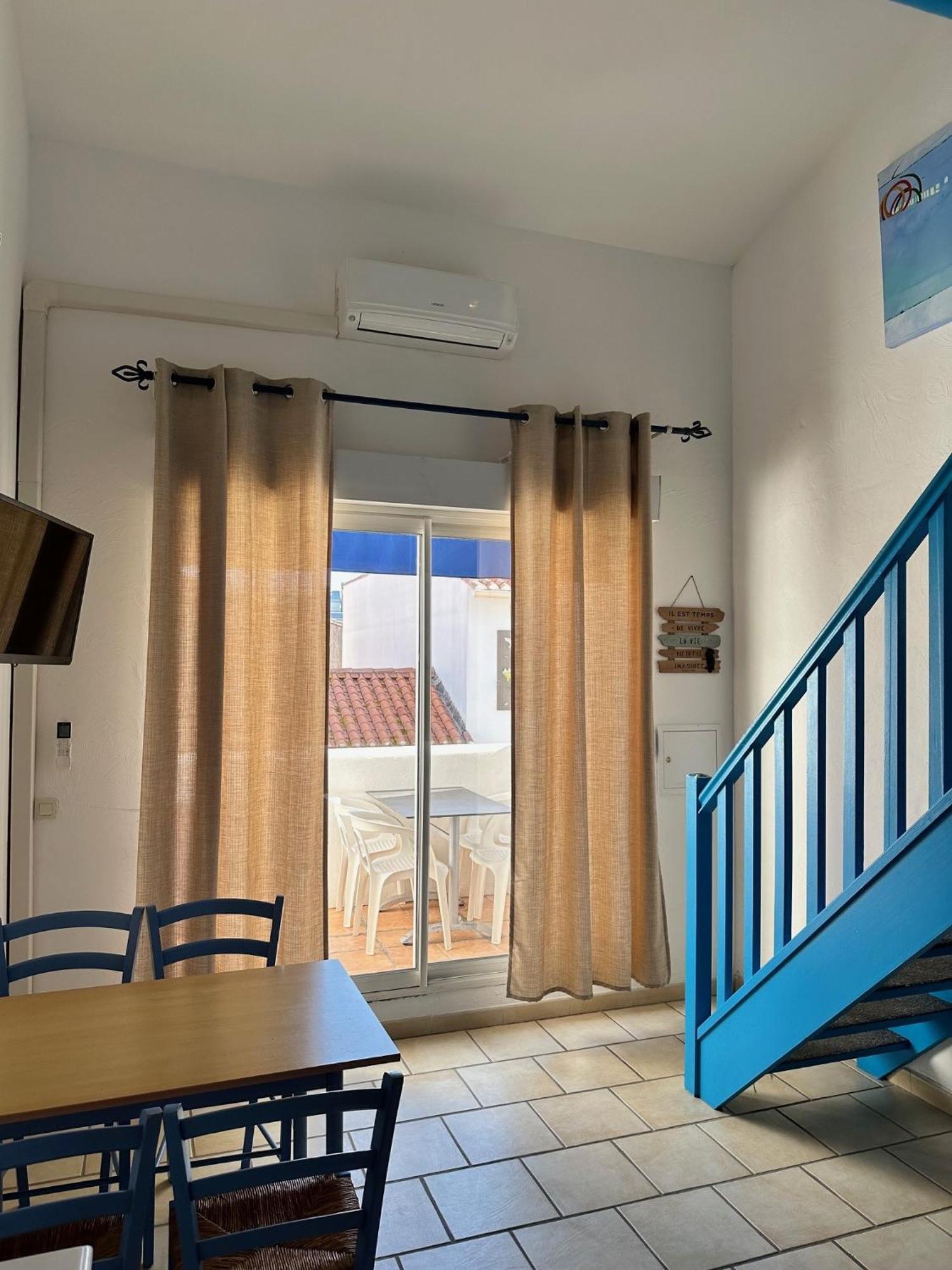 Residence La Palma Сент-Мари-де-ла-Мер Экстерьер фото